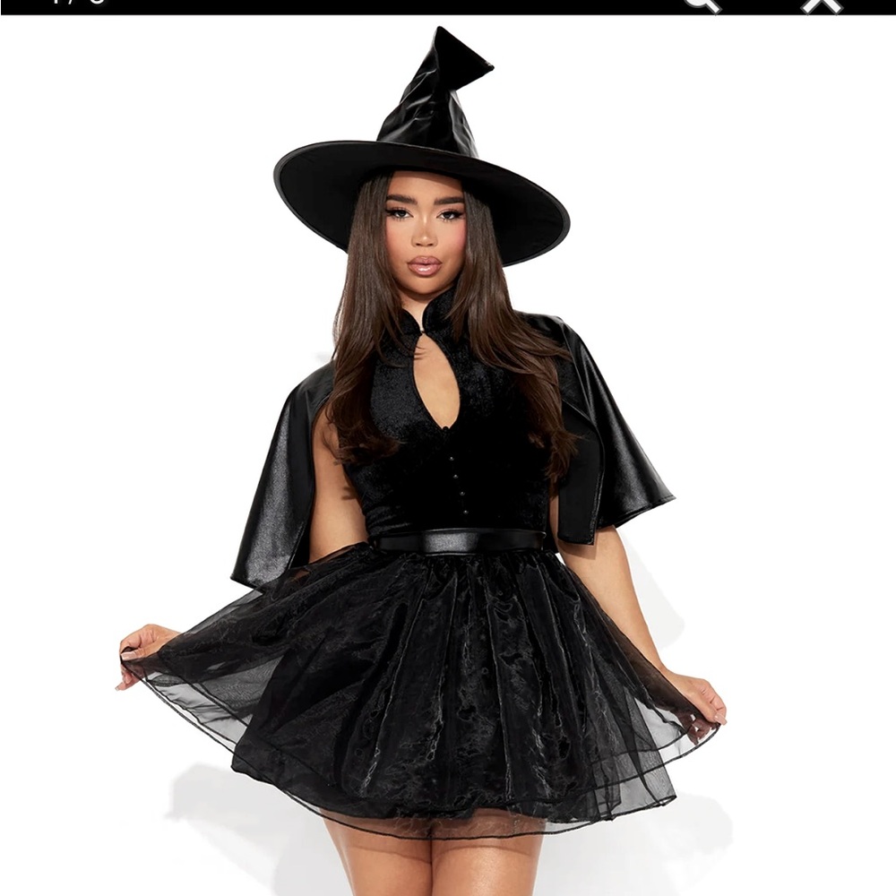NWT’s Classy Vintage Witch Three Piece Black Halloween Costume Size 1X🎃